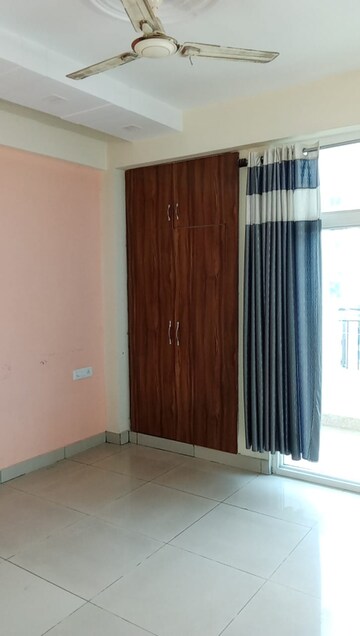 Room in 2 BHK Builder Floor at LR Bluemoon Homes, Raj Nagar Extension – for Rent