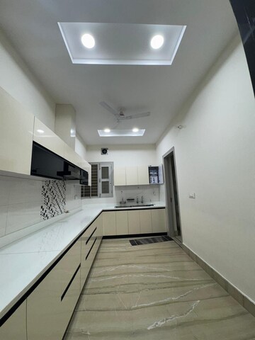 Kitchen in 2 BHK Apartment at Shama Apartments, Sector 10 Dwarka – for Rent