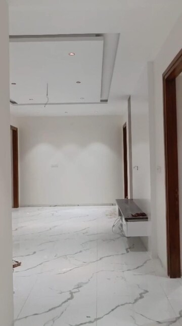 Bathroom in 3 BHK Apartment at Jubilee Hills – for Sale