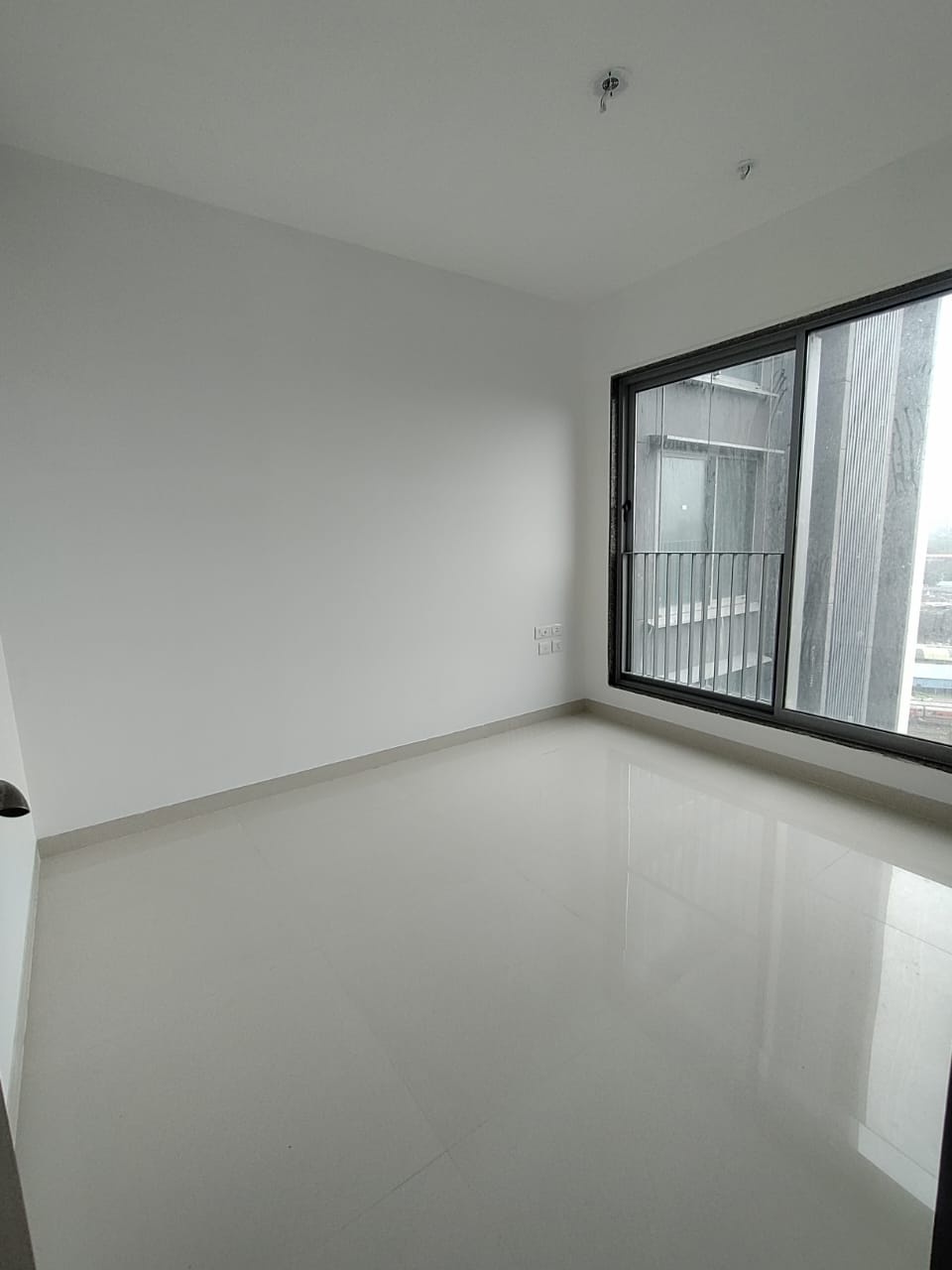 2 BHK Apartment For Rent in Sunteck City Avenue 4