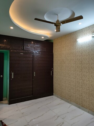 Room in 2 BHK Apartment at Begumpet – for Sale