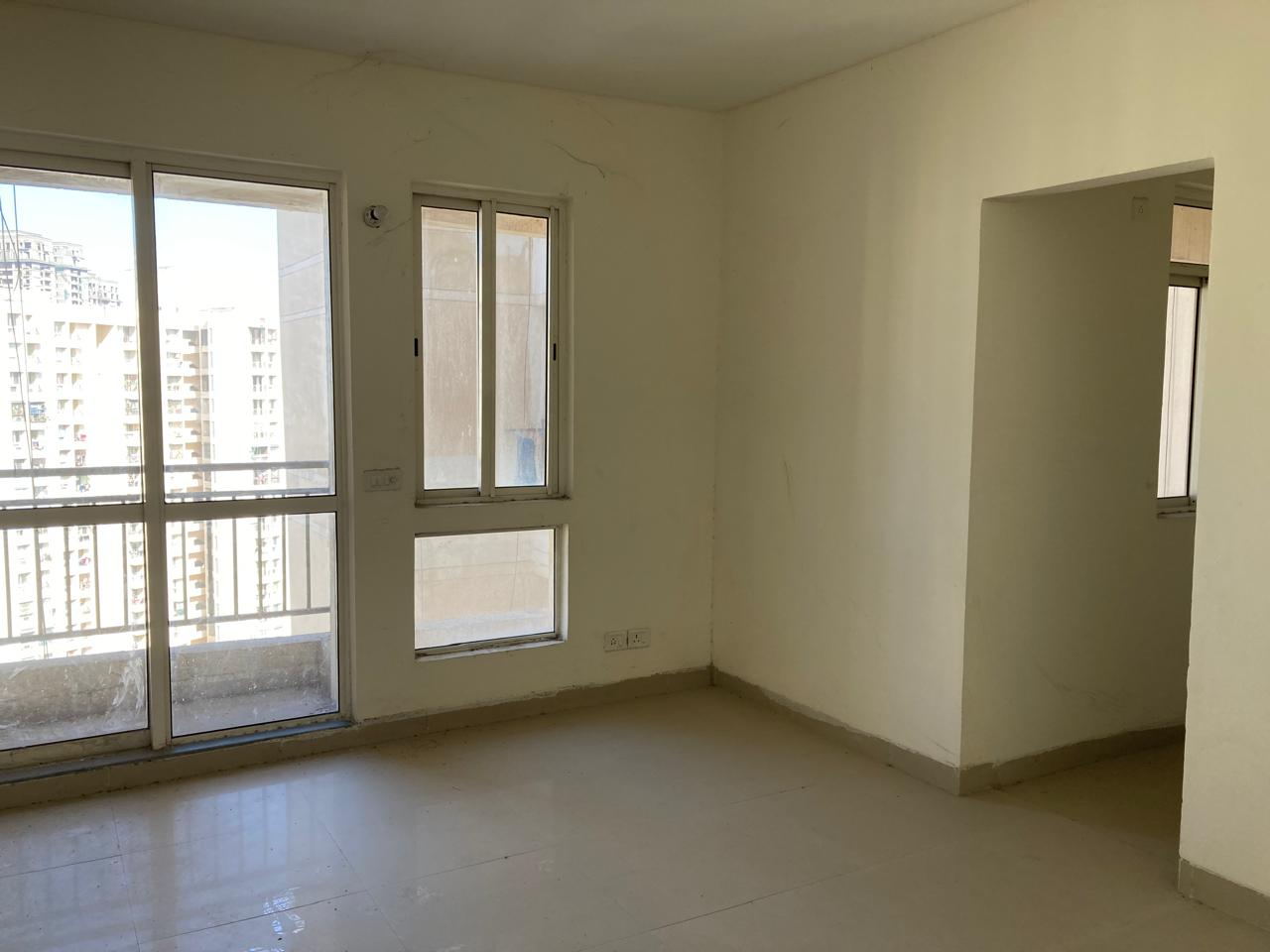 3.5 BHK Apartment For Sale in Gardenia Glory