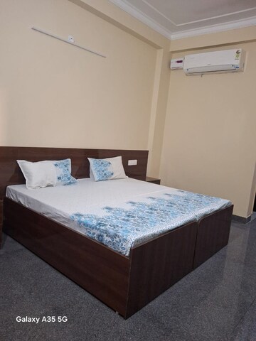 Bedroom in  Pg at Sector 38 – for Rent
