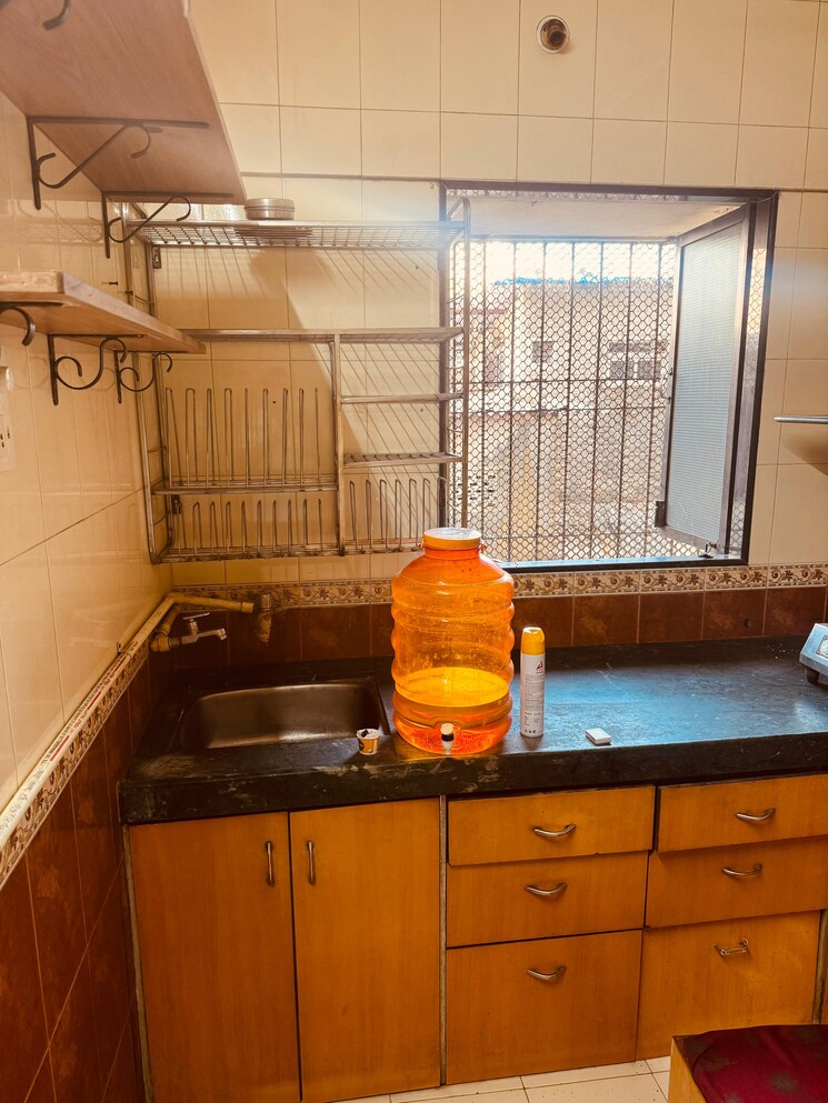 Kitchen, andheri east 1 Bedroom 450 Sq.Ft. Apartment In Andheri East Mumbai 9060140