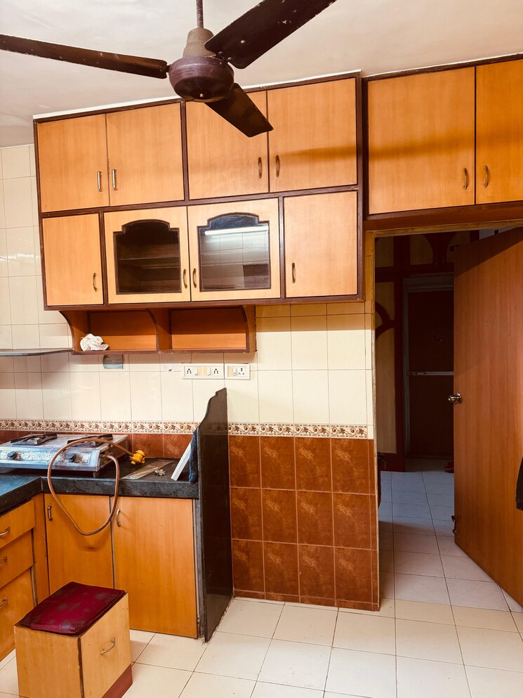 Kitchen, andheri east 1 Bedroom 450 Sq.Ft. Apartment In Andheri East Mumbai 9060140