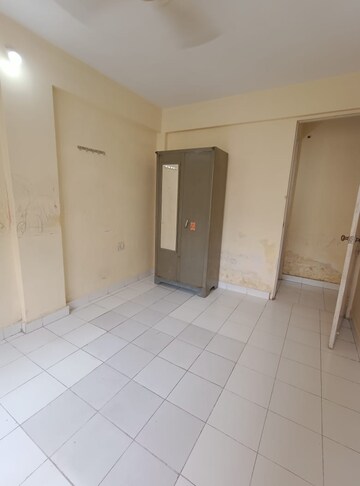 1 BHK Apartment For Rent in Kopar Khairane