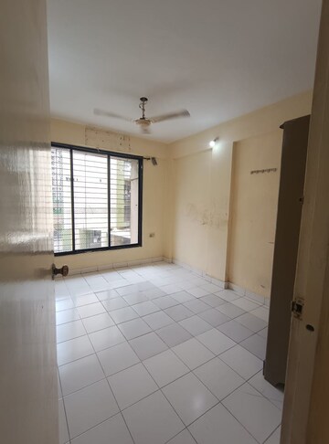 Room in 1 BHK Apartment at Kopar Khairane – for Rent