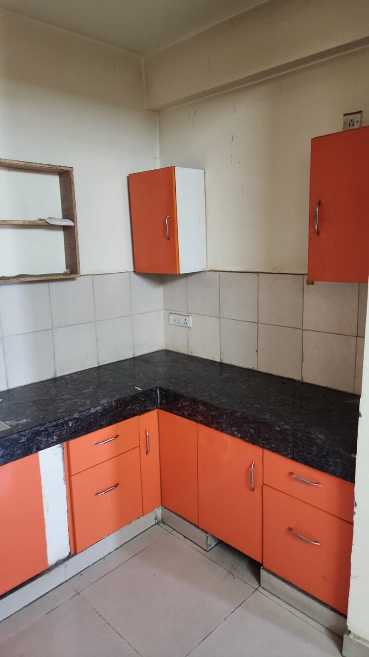 Kitchen, panchsheel-greens-ii 2 Bedroom 915 Sq.Ft. Apartment In Sector 16 Greater Noida Greater Noida 9060148