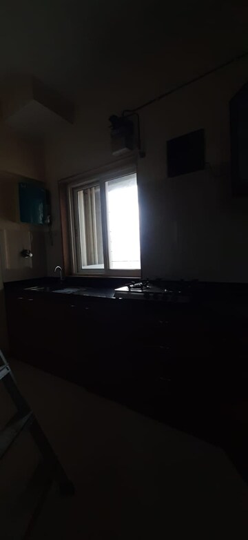 Room in 2 BHK Apartment at Pataskar Eclat, Ghodbunder Road – for Rent