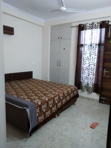 Bedroom in 2 BHK Builder Floor at Uday Arden 45, Sector 45 – for Rent