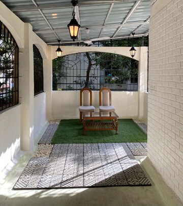 Terrace in 2 BHK Apartment at Andheri West – for Rent