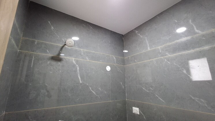 Attached Bathroom, ambala highway 3 Bedroom 1350 Sq.Ft. Builder Floor In Ambala Highway Zirakpur 9060203