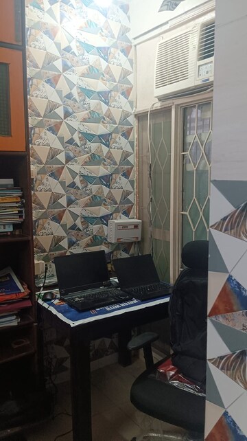 Team Area in 2 BHK Builder Floor at Ardee City, Sector 52 – for Rent