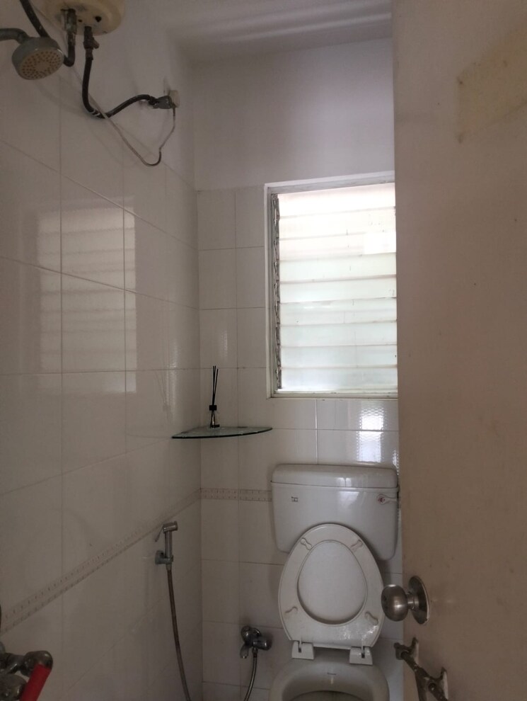 Bathroom, shreyas-lazy-rock 4 Bedroom 2200 Sq.Ft. Independent House In Bavdhan Pune 9060025