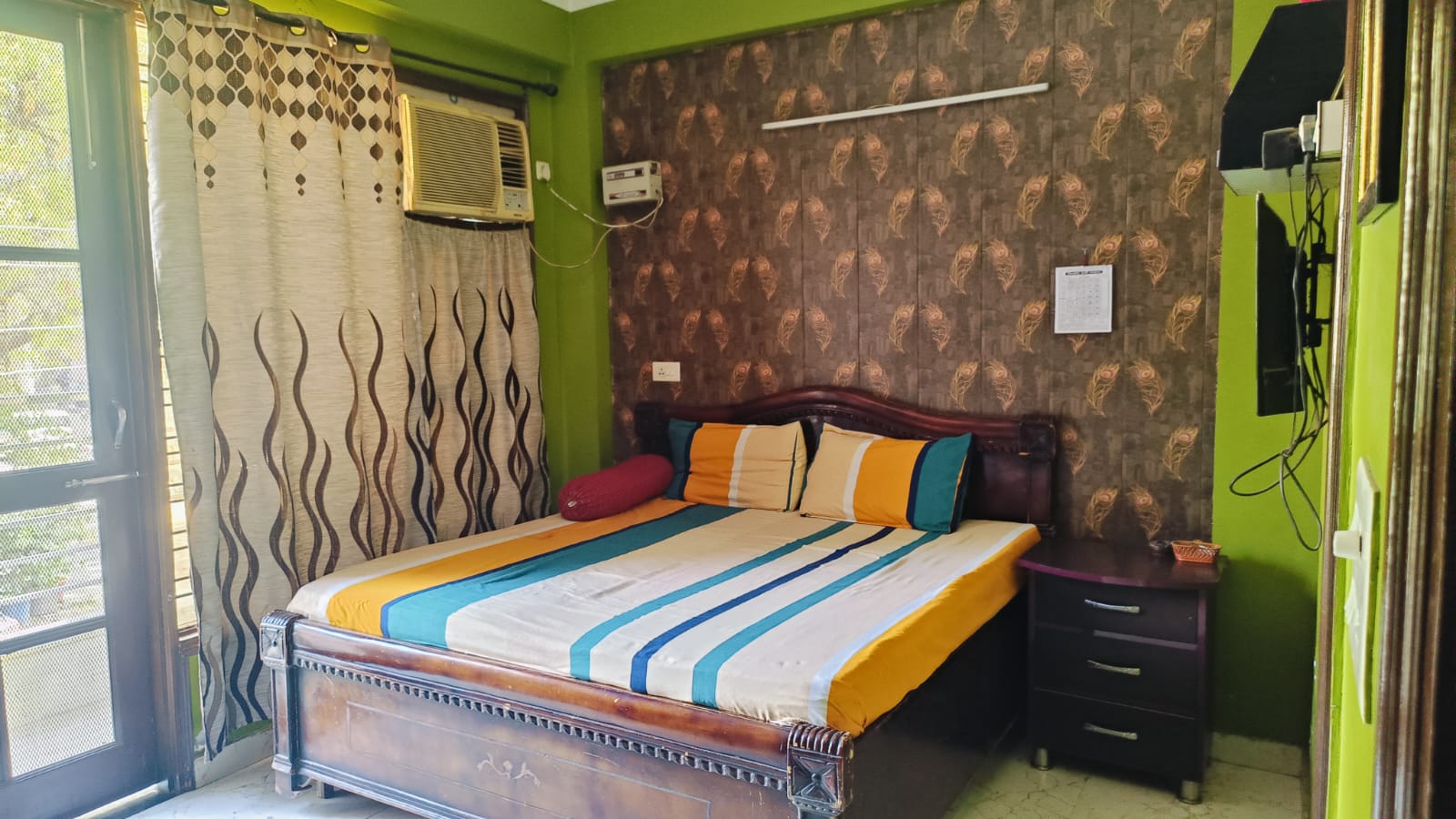 2 BHK Builder Floor For Rent in DLF Exclusive Floors