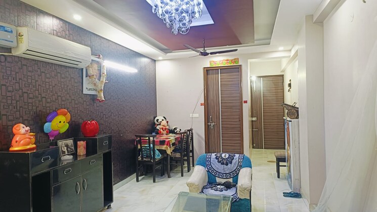 Team Area, dlf-exclusive-floors 2 Bedroom 1500 Sq.Ft. Builder Floor In Sector 53 Gurgaon 9060240