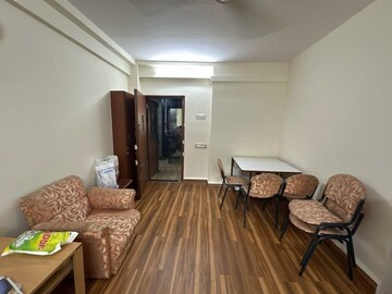 2 BHK Apartment For Rent in Andheri CHS, Andheri West