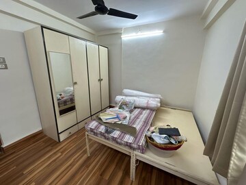Bedroom in 2 BHK Apartment at Andheri CHS, Andheri West – for Rent
