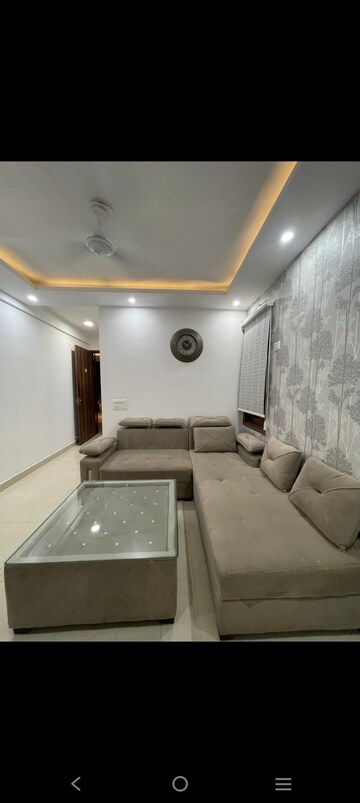 Furnished Amenities in 2 BHK Builder Floor at Saket – for Rent