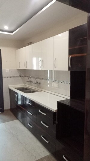 Kitchen in 3 BHK Builder Floor at Rohini Sector 8 – for Sale