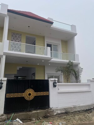 3 BHK Villa For Sale in Deva Road