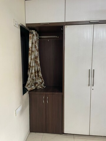 Furnished Amenities in 2 BHK Apartment at Kores Nakshatra, Vartak Nagar – for Rent