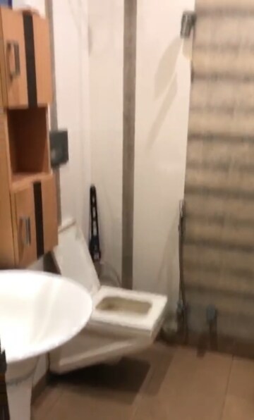 Bathroom in 2 BHK Builder Floor at Old Rajinder Nagar – for Rent