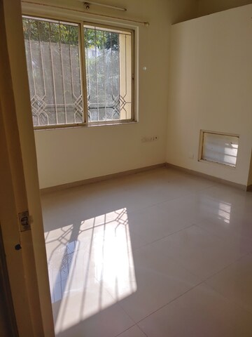 Furnished Amenities in 2 BHK Apartment at Ambiience Antilia, Bavdhan – for Rent