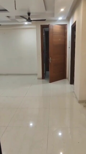 3 BHK Apartment For Rent in Omaxe Royal Residency Faridabad, Sector 79