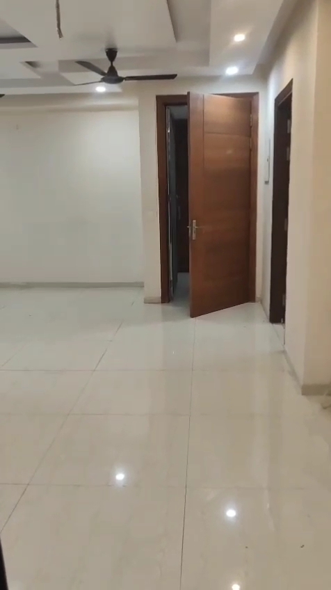 3 BHK Apartment For Rent in Omaxe Royal Residency Faridabad