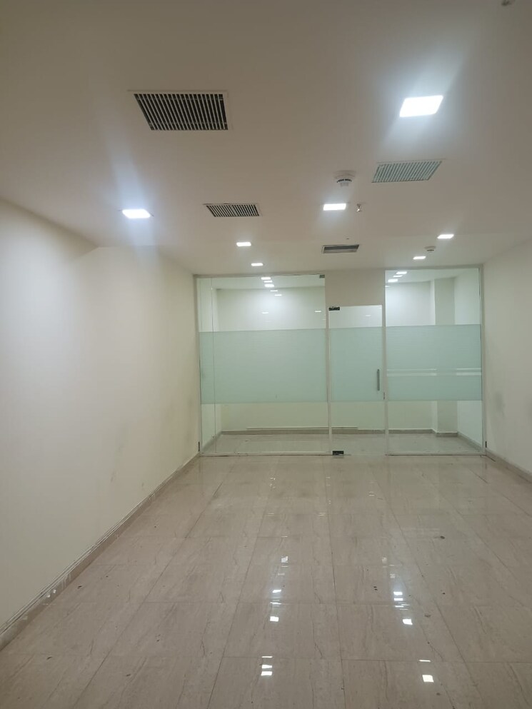 Room, bhandup west Commercial Office Space 790 Sq.Ft. In Bhandup West Mumbai 9060340