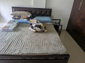 Bedroom in 2 BHK Apartment at Bhoomi Classic, Malad West – for Rent