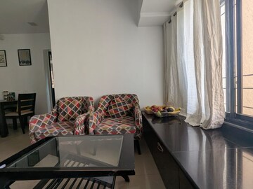 Bedroom in 2 BHK Apartment at Bhoomi Classic, Malad West – for Rent