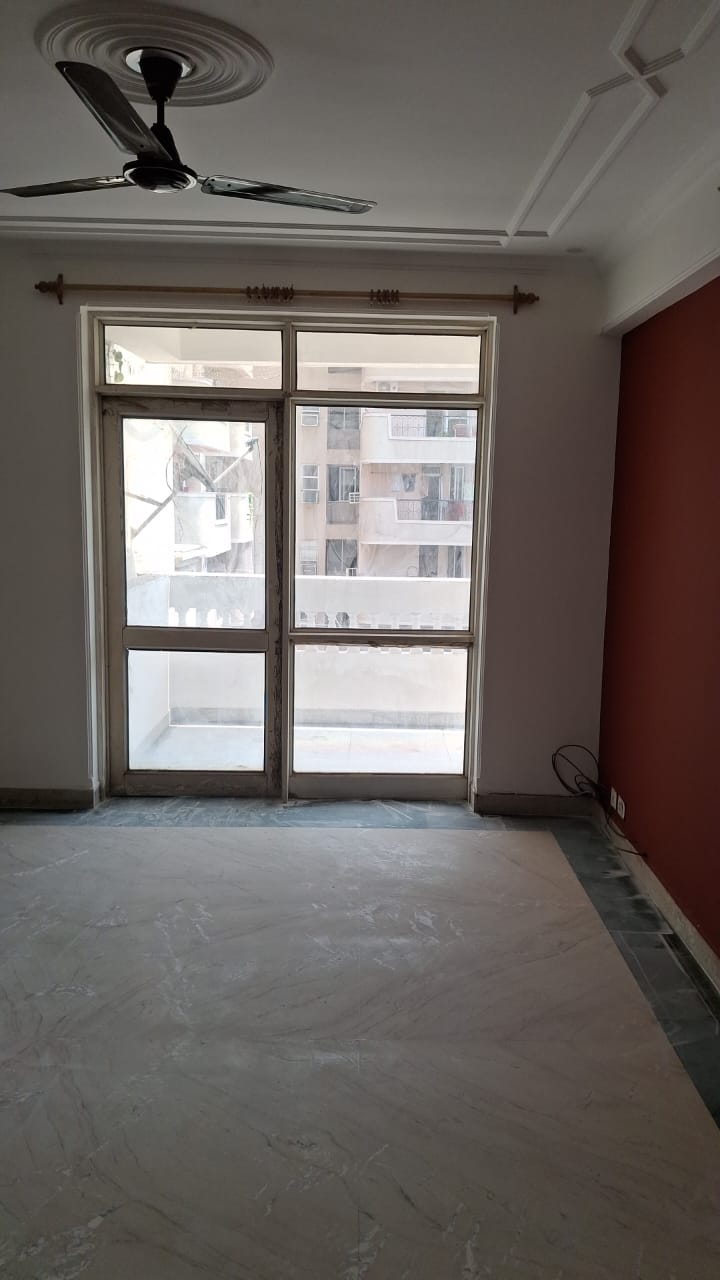 3 BHK + Study Room Apartment For Rent in Lions Society