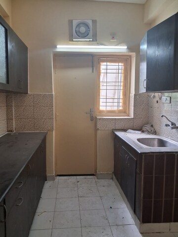 Kitchen in 4 BHK Apartment at Omaxe The Olive Heights, Sector 56 – for Rent