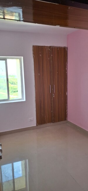 Room in 1 BHK Apartment at Sector 19b Dwarka – for Sale