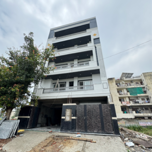 4 BHK Builder Floor For Sale in BPTP District 3, Sector 85