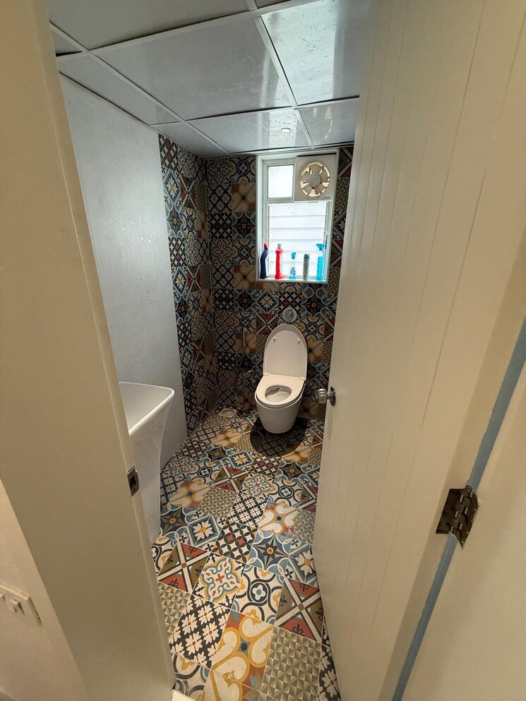 Bathroom, gkg-the-kings-way 2.5 Bedroom 1550 Sq.Ft. Penthouse In Ghorpadi Pune 9060482