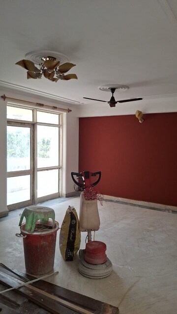 Furnished Amenities in 3.5 BHK Apartment at Park View Apartments Gurgaon, Sector 56 – for Rent
