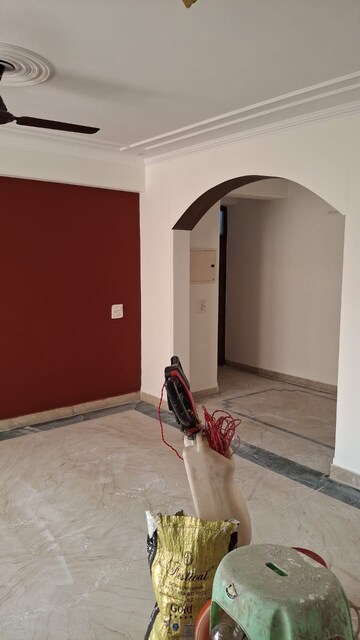 Furnished Amenities in 3.5 BHK Apartment at Park View Apartments Gurgaon, Sector 56 – for Rent