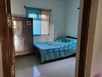 Bedroom in 2 BHK Builder Floor at Siolim – for Rent