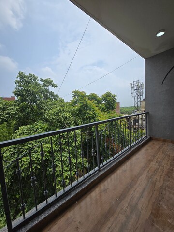 Balcony in 3 BHK Builder Floor at Palm Residency Chhatarpur, Chattarpur – for Rent