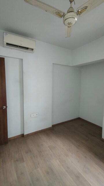 Room in 2 BHK Apartment at Dombivli East – for Rent