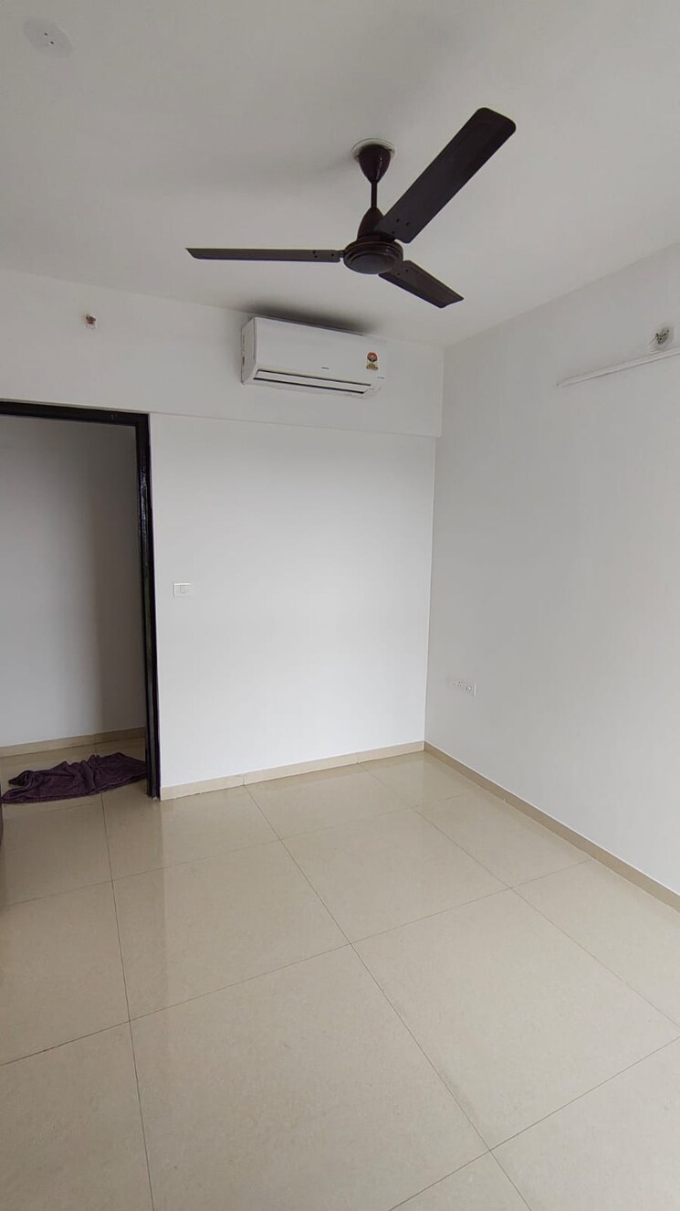 Room, dombivli east 2 Bedroom 728 Sq.Ft. Apartment In Dombivli East Thane 9060538
