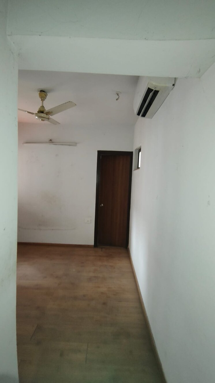 Room, dombivli east 2 Bedroom 728 Sq.Ft. Apartment In Dombivli East Thane 9060538