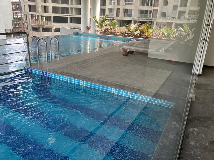 Swimming Pool, yashada-vivanta-vantage-twenty-one 3 Bedroom 1303 Sq.Ft. Apartment In Pimpri Pune 9060537