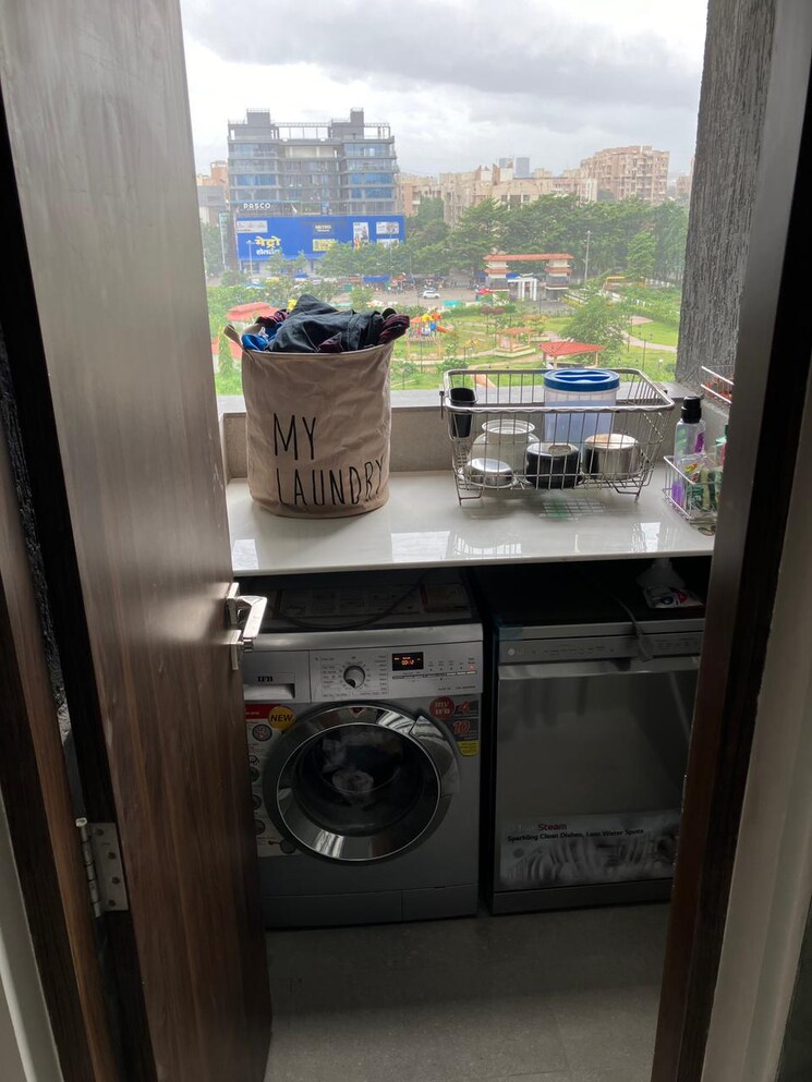 Kitchen, yashada-vivanta-vantage-twenty-one 3 Bedroom 1303 Sq.Ft. Apartment In Pimpri Pune 9060537