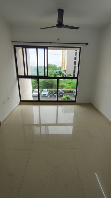 Room in 2 BHK Apartment at Lodha Palava Marvella A H, Dombivli East – for Rent