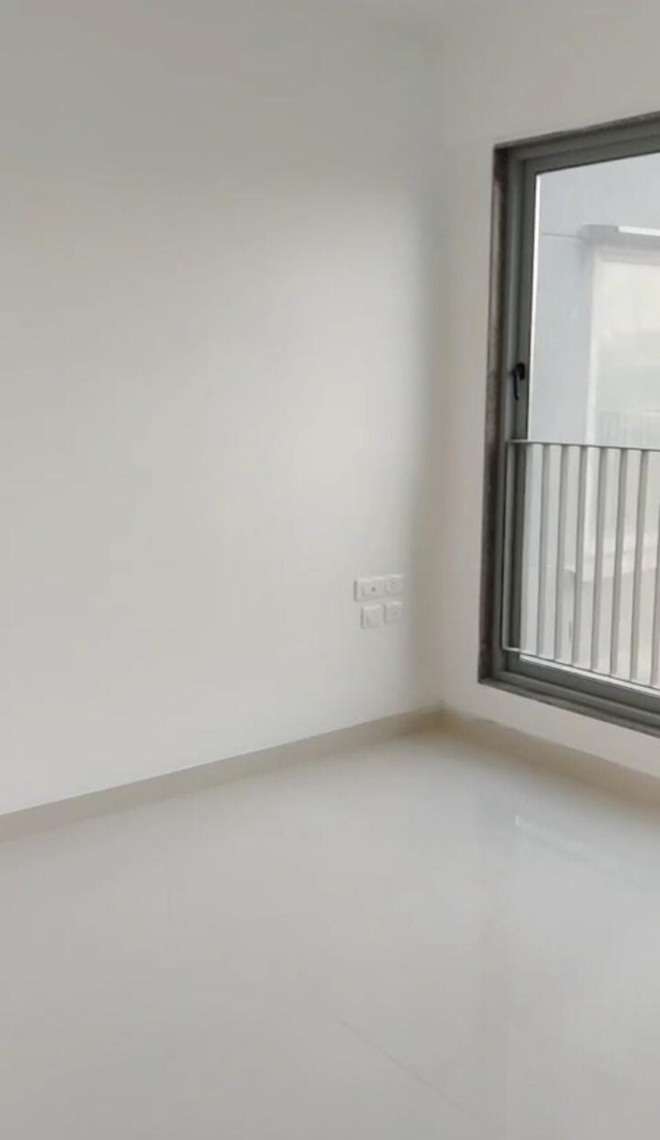 Room, sunteck-city-avenue-4 2 Bedroom 644 Sq.Ft. Apartment In Goregaon West Mumbai 9060625