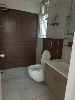 Bathroom in 2.5 BHK Builder Floor at Orchid Island, Sector 51 – for Sale
